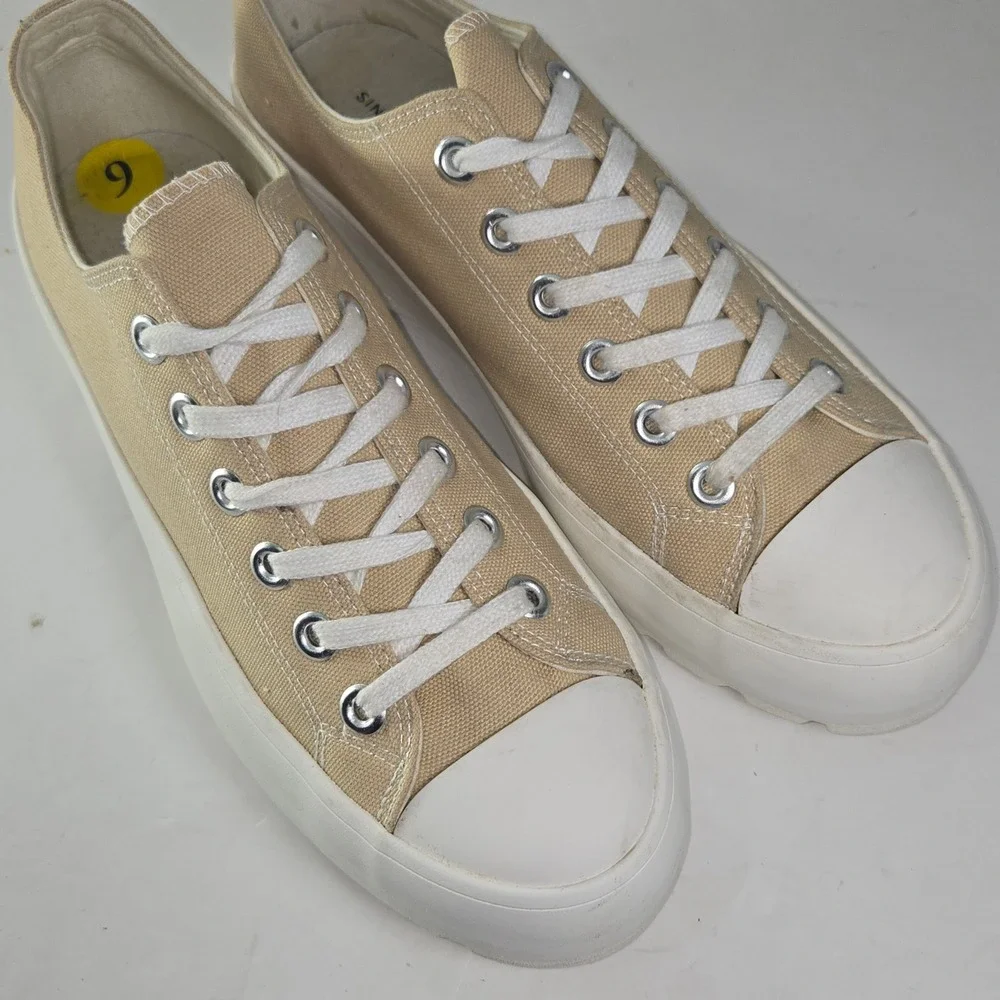 SINCERELY JULES Womens Tan Canvas Platform Sneakers Size 9M
